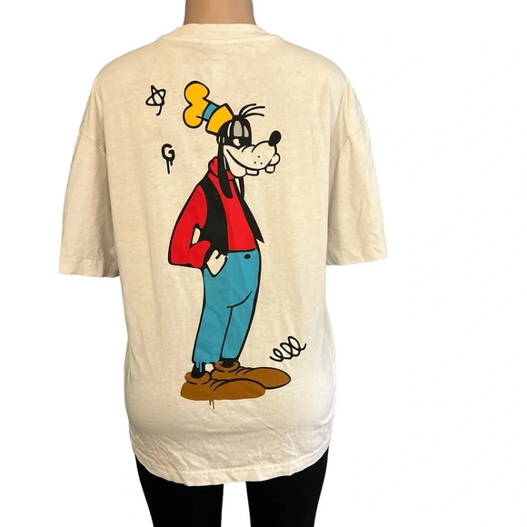 3/$30 🍂 H&M x Disney Trevor Andrew Goofy Collab Oversized Shirt - Picture 8 of 9